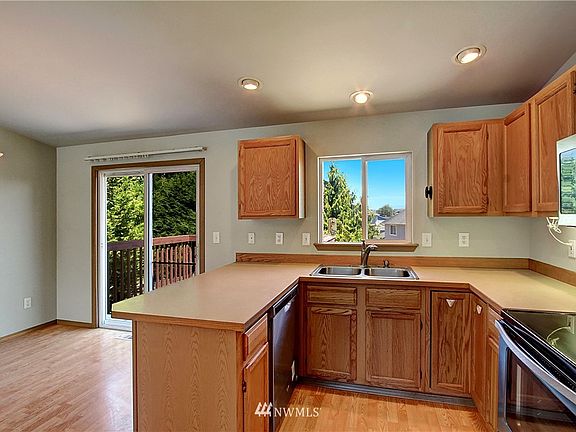 5th image of 27829 Bayview Lane