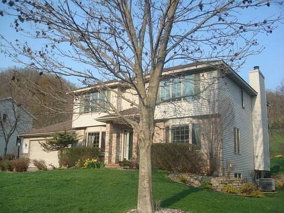 1st image of 283 Valley Oaks Dr