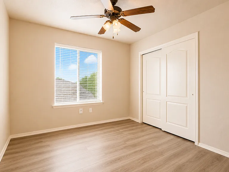 3236 Bell Point Dr — Photo 8