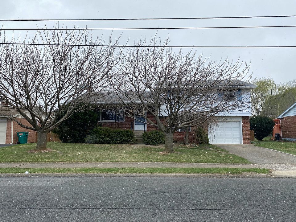 1st image of 2338 Clermont St