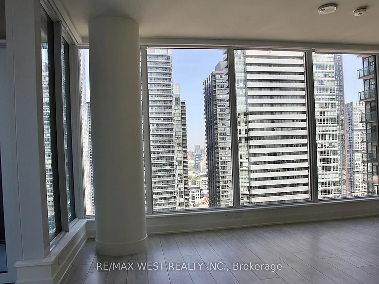 15 Mercer St #2504 — Photo 13