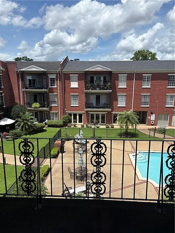 2 bed, 1763 sqft, $3,250 — Photo 4