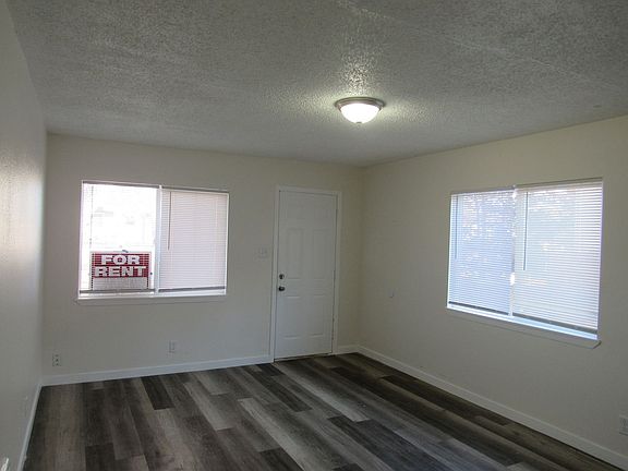 4th image of 1108 S Wisconsin Ave #0