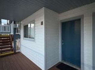 1089 Bluewater Dr UNIT 512, Moneta, VA 24121