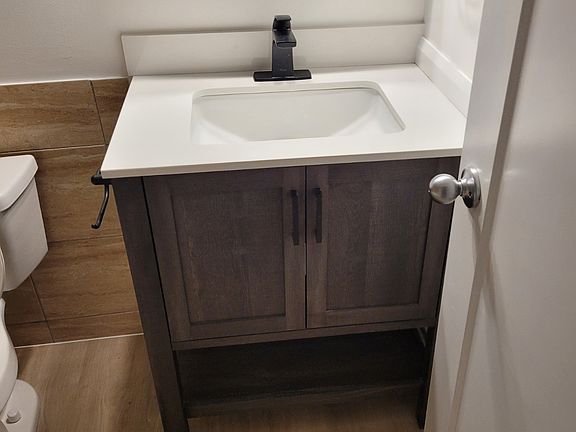 5th image of 485 1st Ave W #218