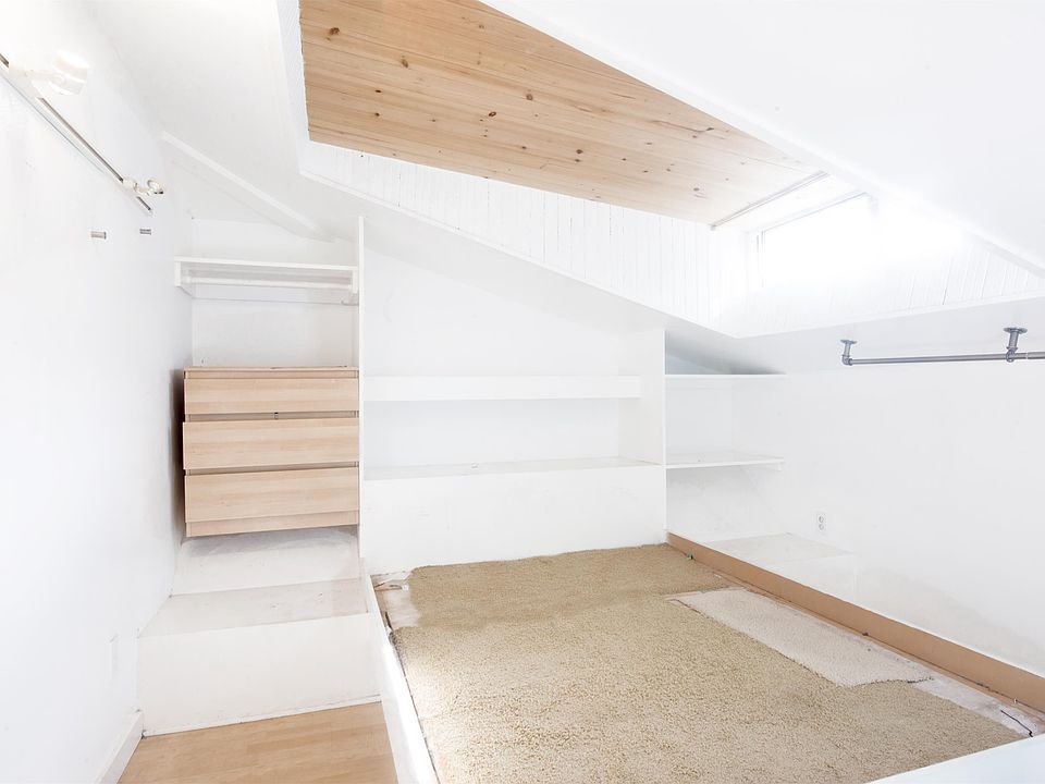 1st image of 56 Dudley Ct #3