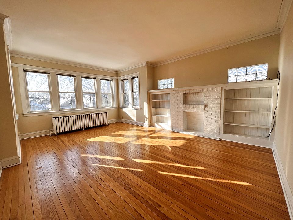 1st image of 2542 W Cullom Ave #2