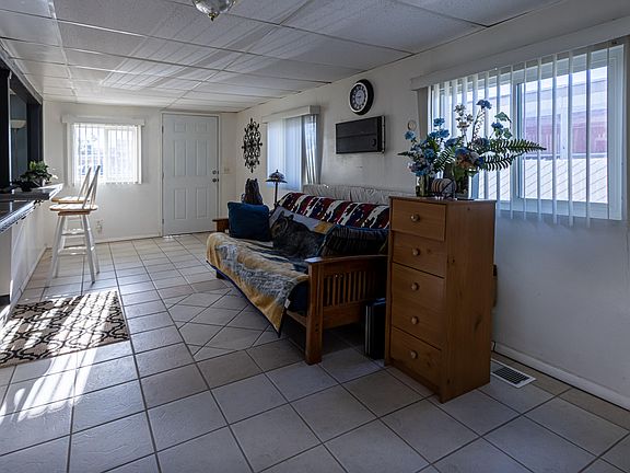 5th image of 222 N Moonlight Dr