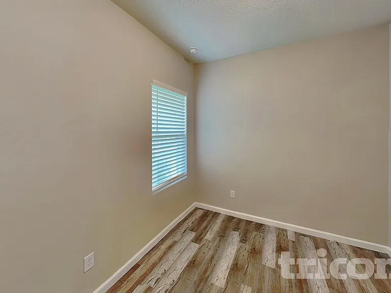 1073 Cades Cove Way — Photo 10