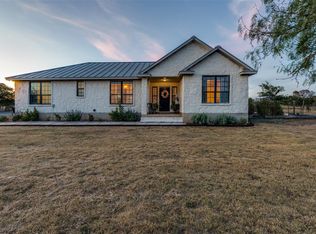 2425 Oak Valley Dr, New Braunfels, TX 78132