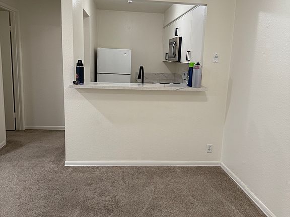 5th image of 1375 Caminito Gabaldon Unit C