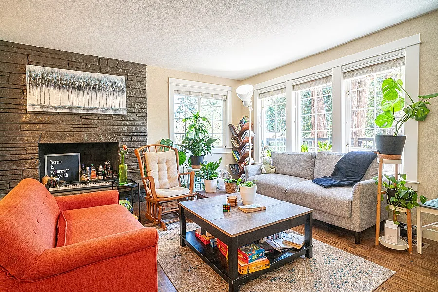 3 bed, 2560 sqft, $800 — Photo 4