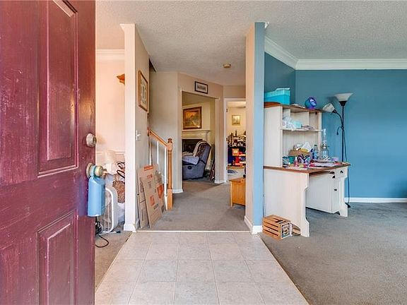 3rd image of 52 Glenabbey Dr