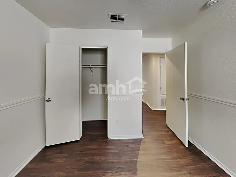 1101 Eagle Claw Dr — Photo 18