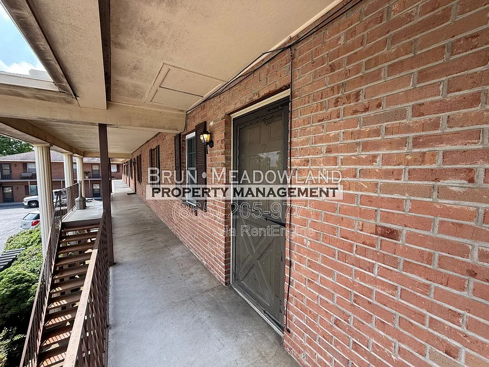 128 Lynnwood Dr #7