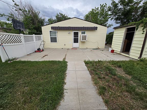 5th image of 1165 Nome St
