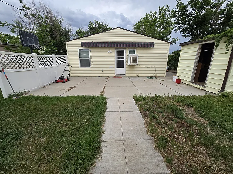 1165 Nome St — Photo 5