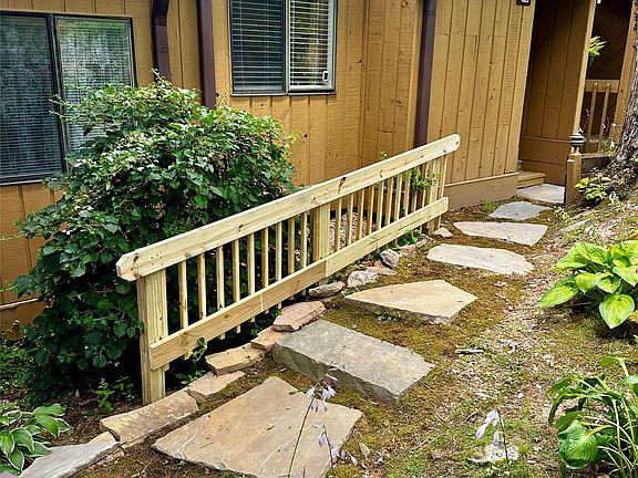 2nd image of 257 Meadow Way #1623