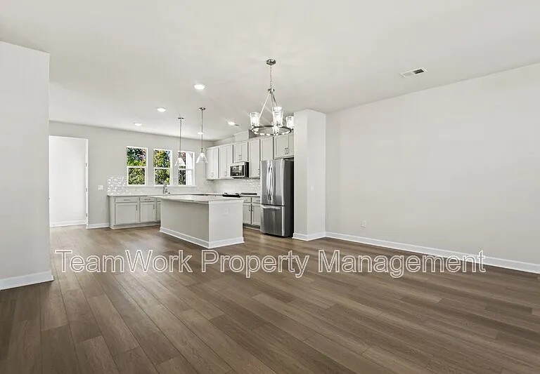 9413 Sun Fountain Dr — Photo 6