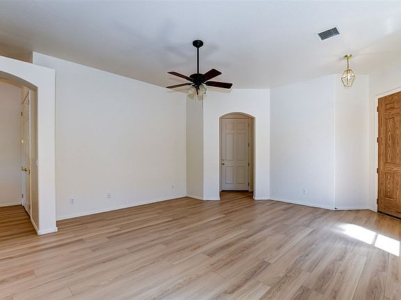 4th image of 6431 E Kilkenny Pl