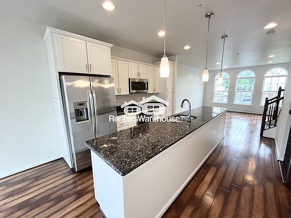 5th image of 12504 Rustic Rock Ln