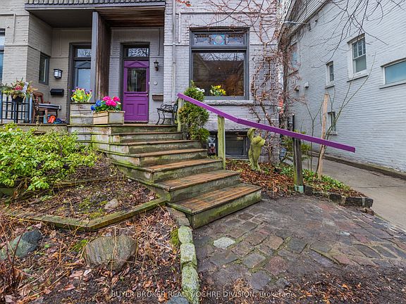 3rd image of 123 Collier St