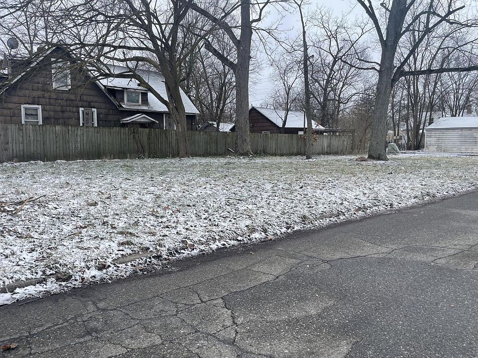 2nd image of 1053 Obrien St