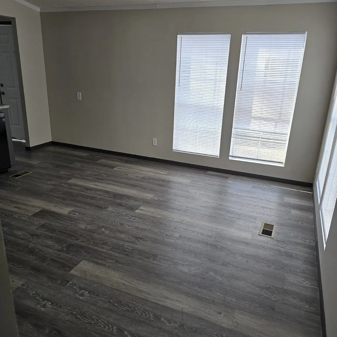 3 bed, 1344 sqft, $1,500 — Photo 3