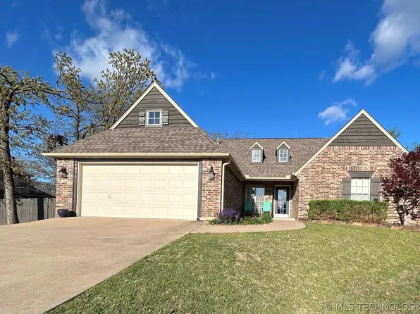 4021 S Rolling Oaks Dr, Tulsa, OK 74107