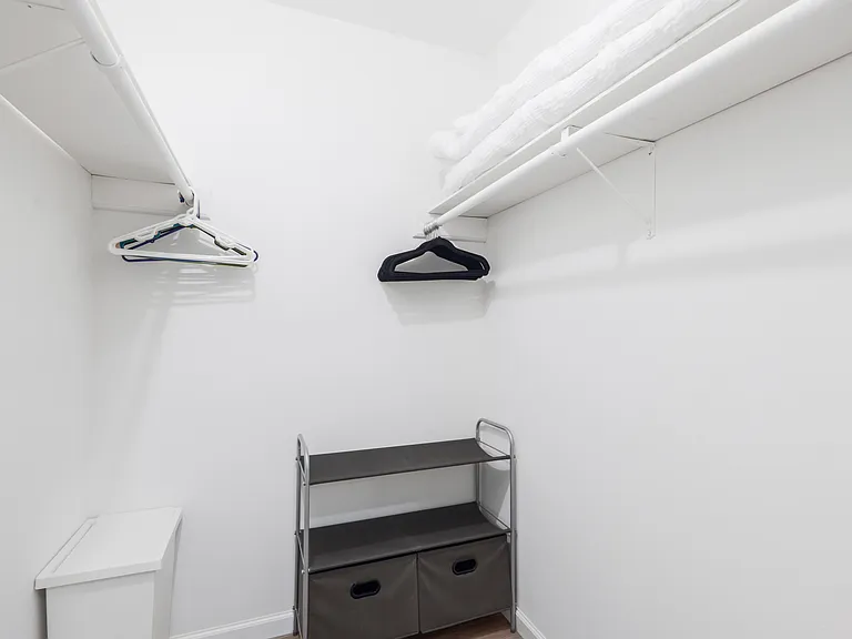808 Floradale Dr — Photo 2