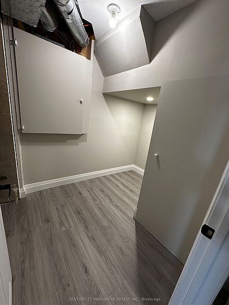 Oakville Townhouse for rent - 2 Bedrooms — photo 9