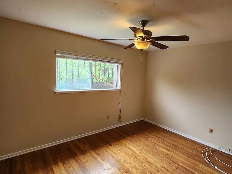 2609 Elyssee St — Photo 8