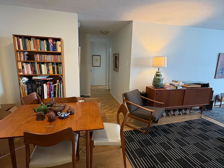 2951 Riverside Dr #905 — Photo 7