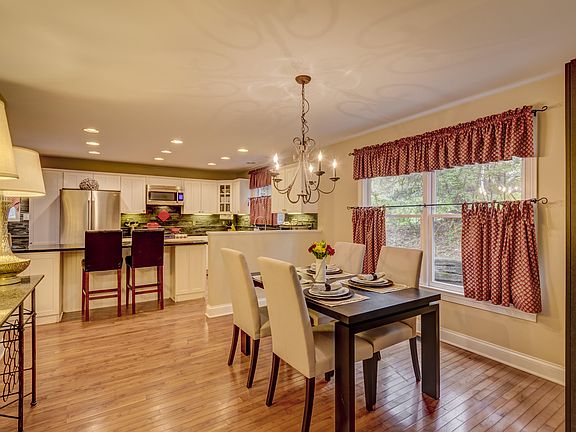 5th image of 6702 Fern Meadow Way