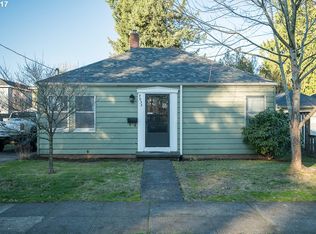 9035 SE Taylor St, Portland, OR 97216