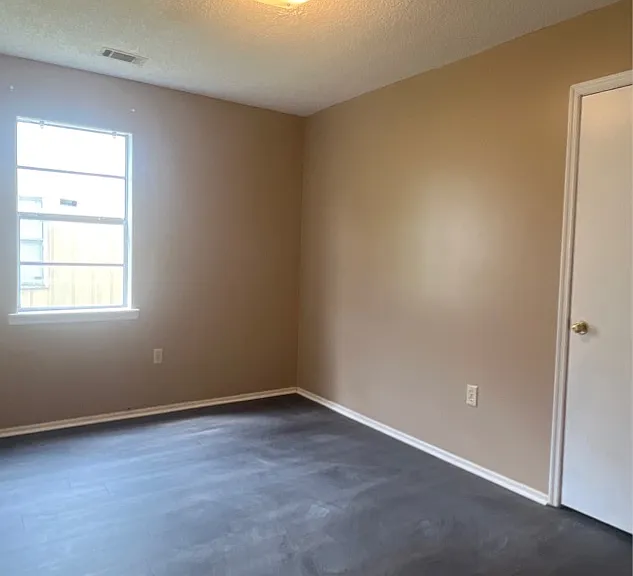 310 Carriage Ln #A — Photo 5