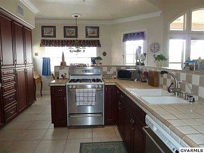 2nd image of 2853 S Greenside Pl