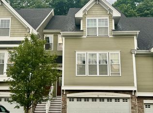 50 Lawrence Ave #50, Danbury, CT 06810