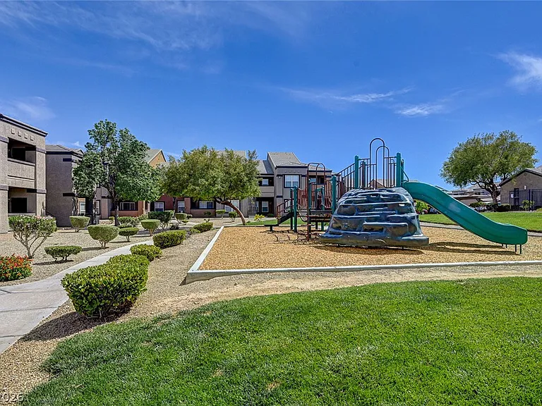 6650 W Warm Springs Rd #2034 — Photo 33