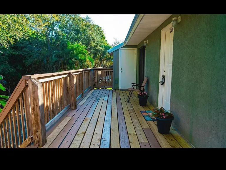 9400 N US Highway 1 #203 — Photo 7