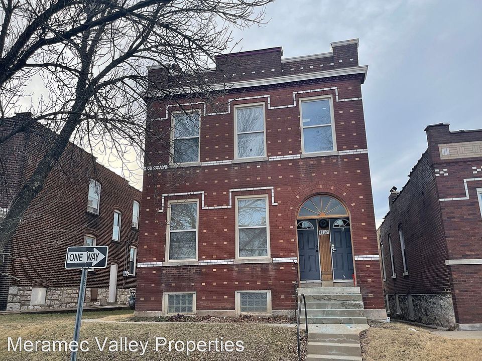 1st image of 4309 California Ave #2F