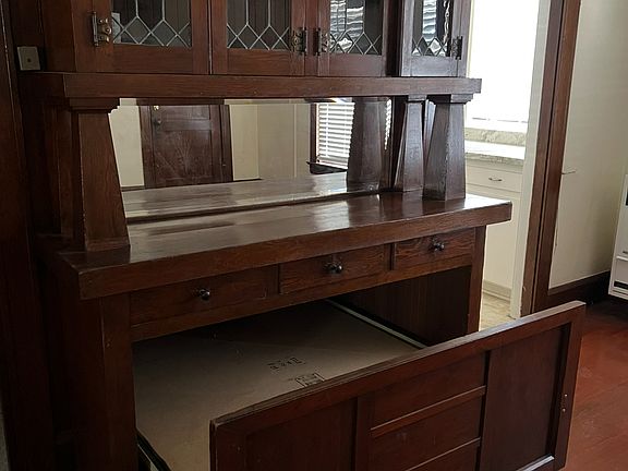 4th image of 1927 D St #4
