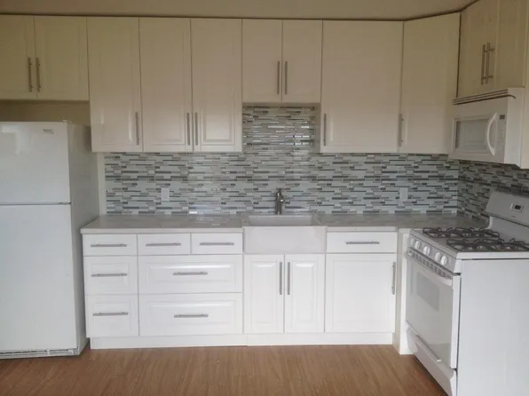5937 Mildred St, San Diego, CA 92110