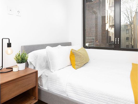 3rd image of 202 Avenue A APT 4