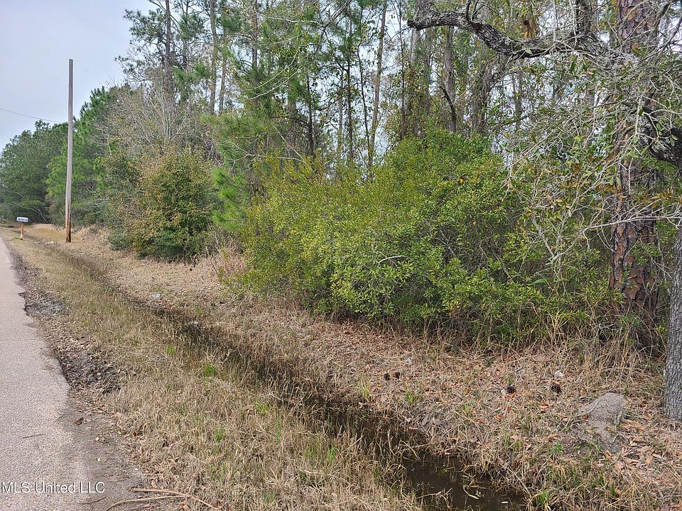 2nd image of Nhn Tombigbee St Lot 31