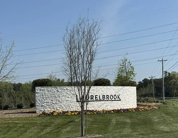 7898 Old Brook Rd — Photo 29