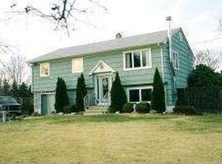 108 Voorhees Rd, Glen Gardner, NJ 08826