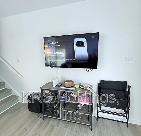 815 Edwards St #B — Photo 8