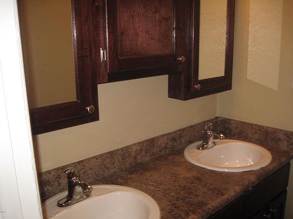 5th image of 4703 Hawthorne St