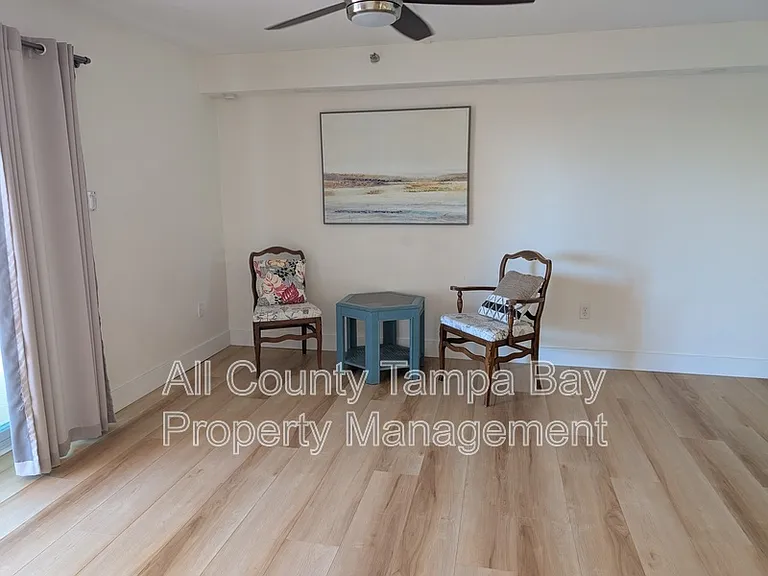 7430 Sunshine Skyway Ln S #201 — Photo 3